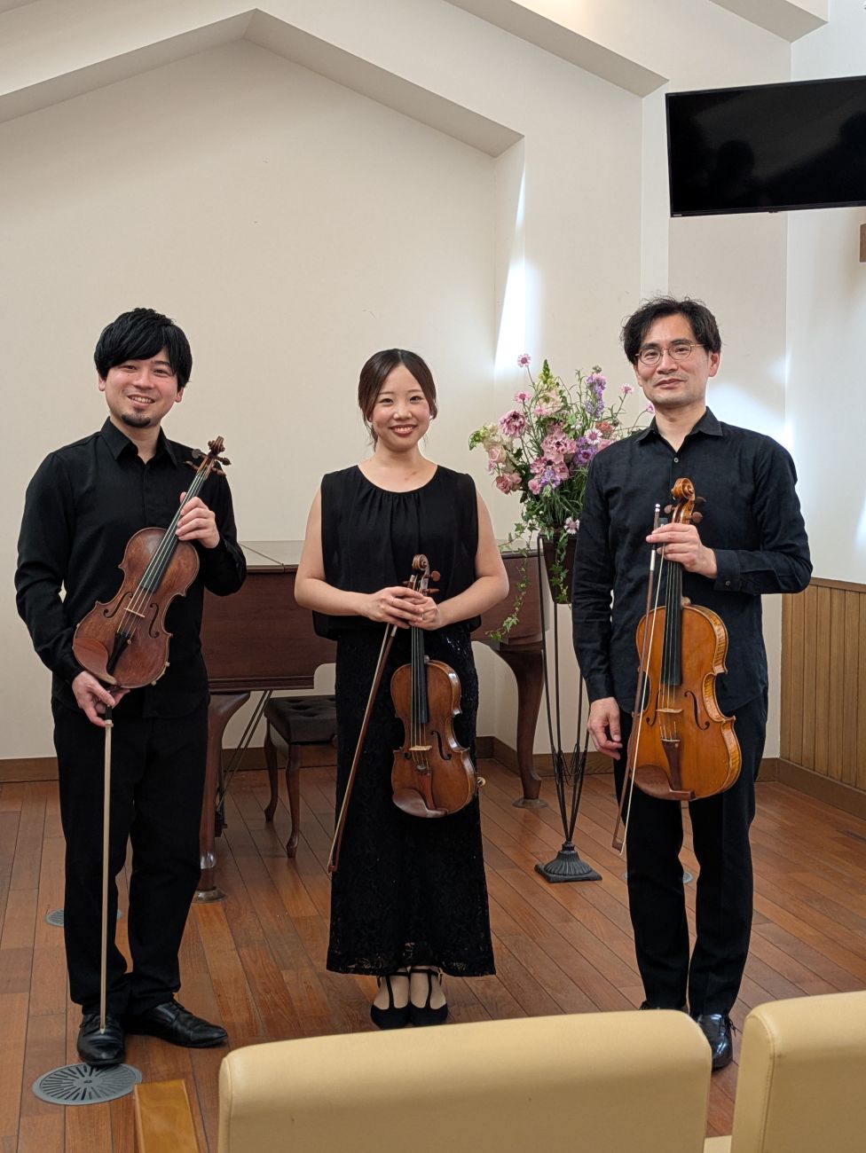 第42回ロビーコンサート終演後の3人。